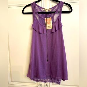 LOVE BY DESIGN Lavender Tank Top size Medium